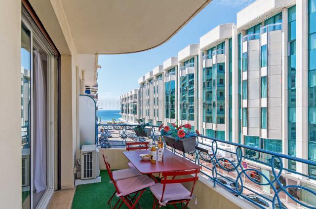 Location vacances à Cannes: votre choix d'appartements et villas - Balcony - Medicis 3p